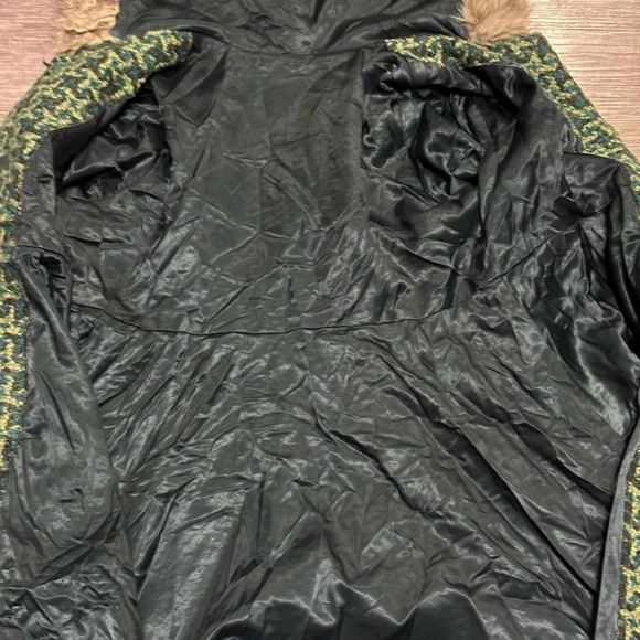 Green and Yellow Patterned Coat - Picture 5 of 5